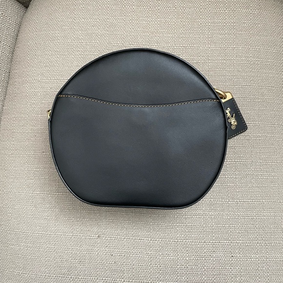Coach Canteen Crossbody Bag in colour Black new without tags - Picture 2 of 15